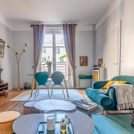 Apartment Saint Germain Varenne Paris